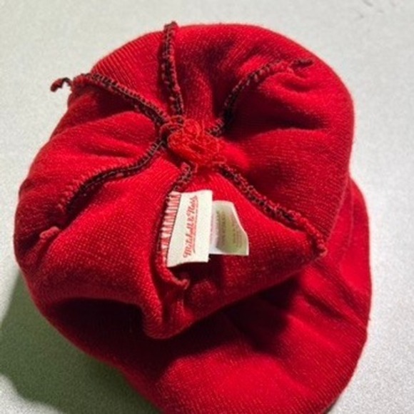 Mitchell & Ness Atlanta Hawks Beanie Red Black Yellow Geometric Pom Hat KN50Z - Picture 6 of 9